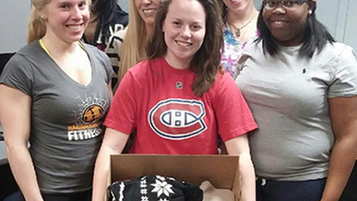 2014 Alfred State Court Reporting Students Prepare Care Packages