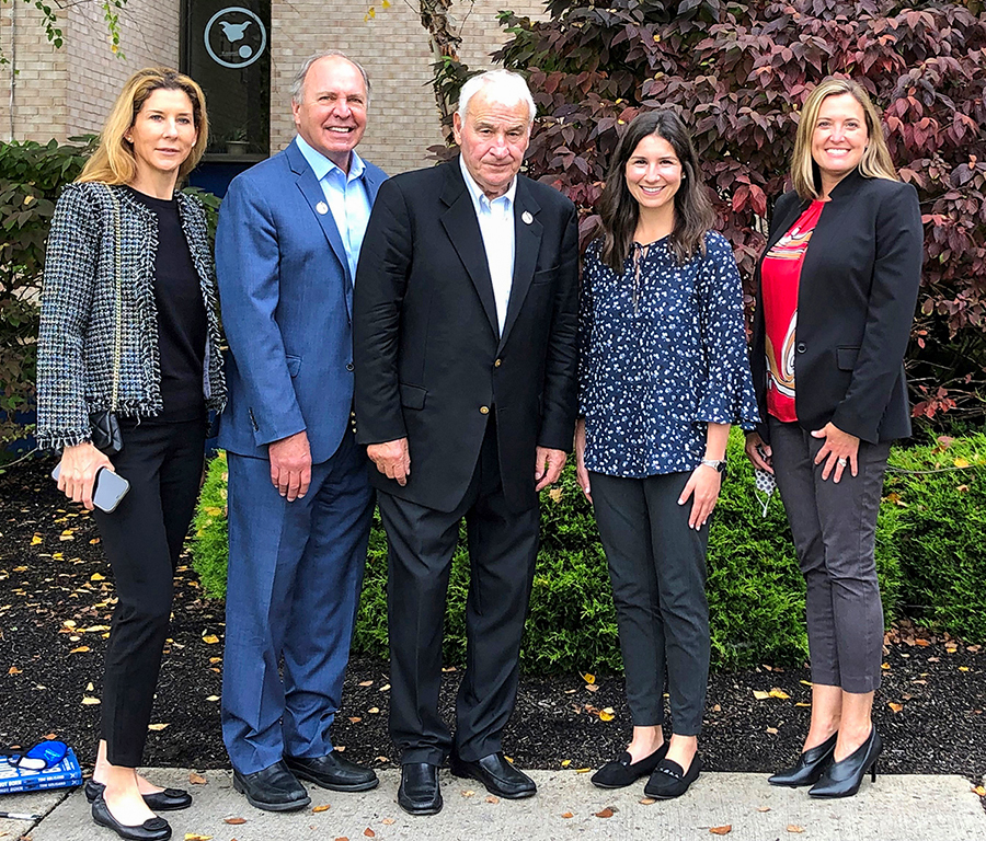 Monica Seles, Officer in Charge Dr. John Anderson, Tom Golisano, Kaitlin Graham, and Executive Director of Institutional Advancement Danielle White