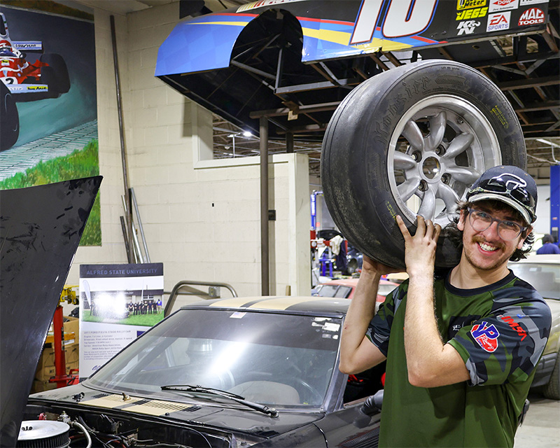 Quinn Scanlon is heading to Italy to be part of a pit crew for Forty7 Motorsports.