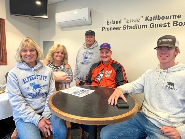 Mary Ellen Hunt, Gale Hunt, Alan Hunt, ’79, Jeff Hunt, ’83, and Matt Hunt in the President Box during the Homecoming football game.