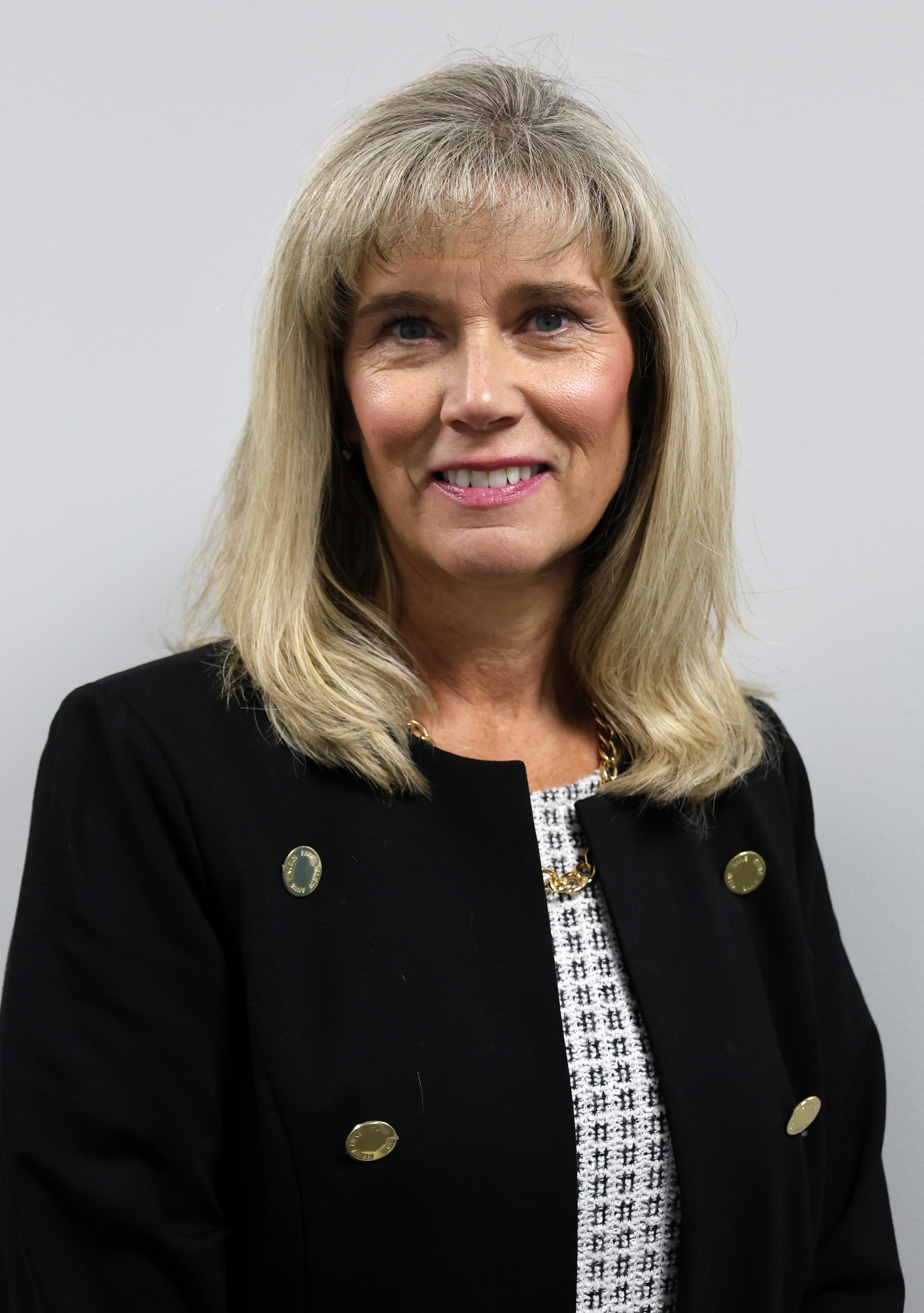 headshot of Francine Staba