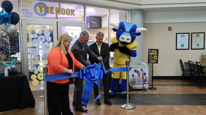 Ribbon cutting for The Nook in Central Dining Hall.