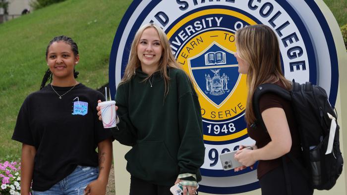 Students enjoying a nice fall day