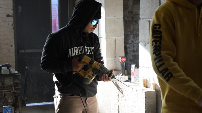 Masonry works on a project 