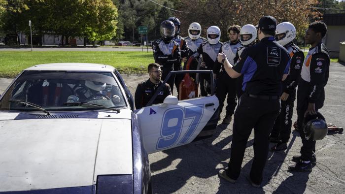 Motorsports students learn about pit stops