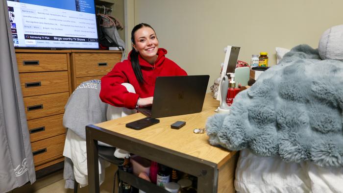 Student Annah Hottum studies in her residence hall