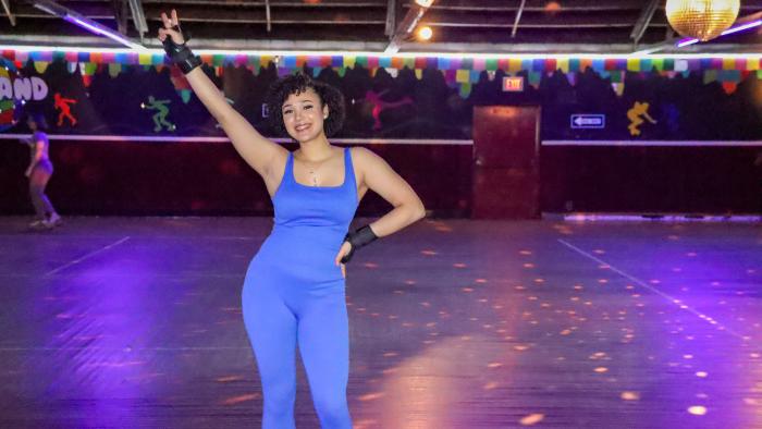 Student Alissah Tehrani strikes a pose