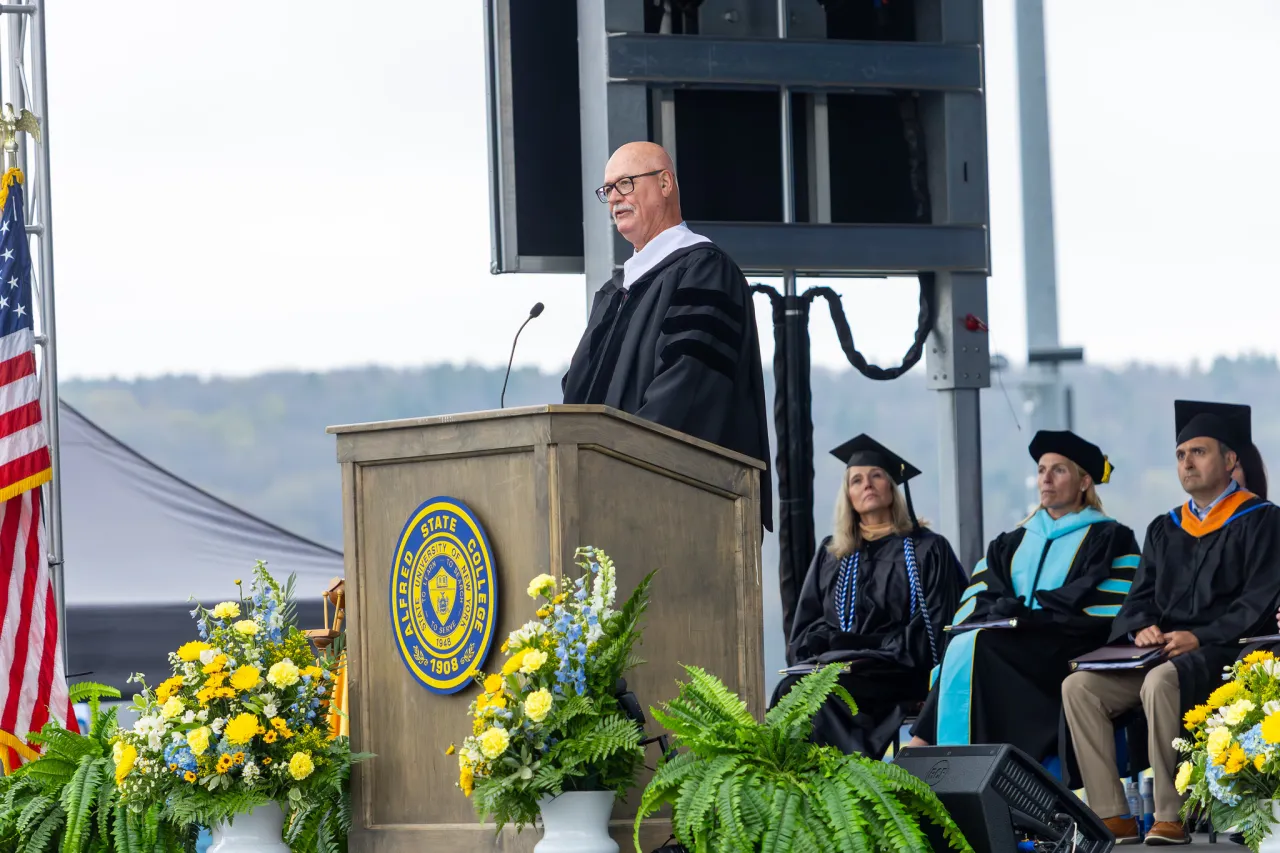 Walter Sass speaks at Commencement
