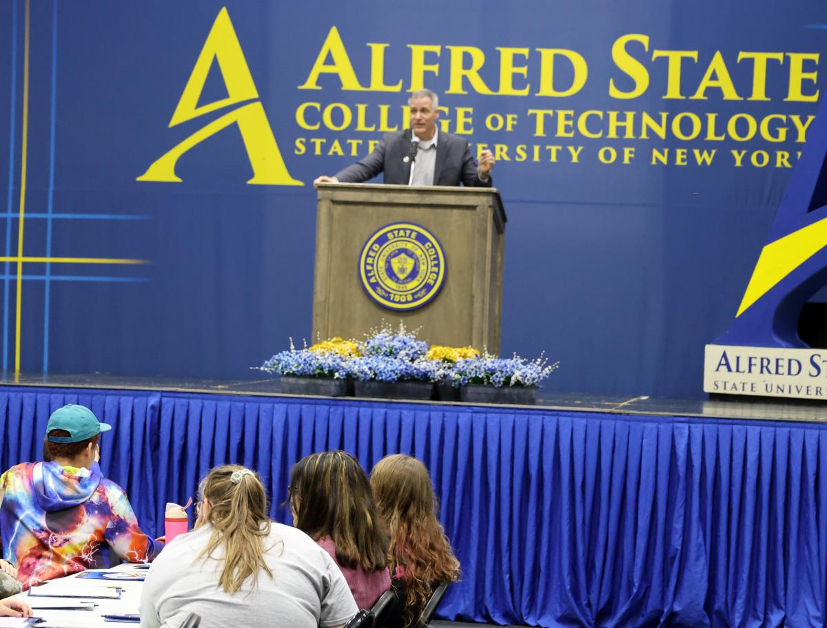 President Mauro delivers a keynote address