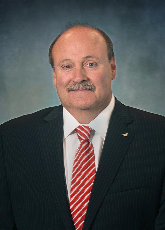 Alan Hunt headshot