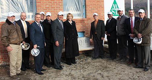 Date Stone guests and young-o