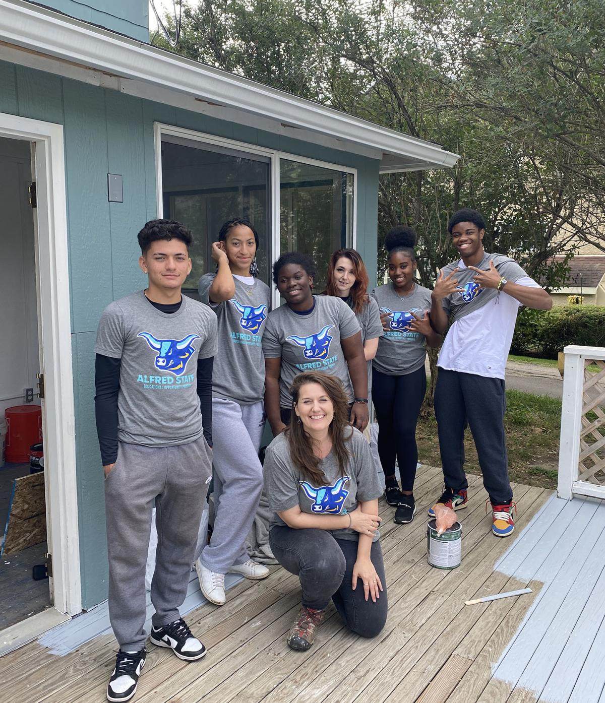 Ali Mata Ruiz, Princess Corona, Tajenee Hale, Angel Williams, Alexa Stanley, Aarington Green, Cyan Corwine at the Habitat for Humanity home.