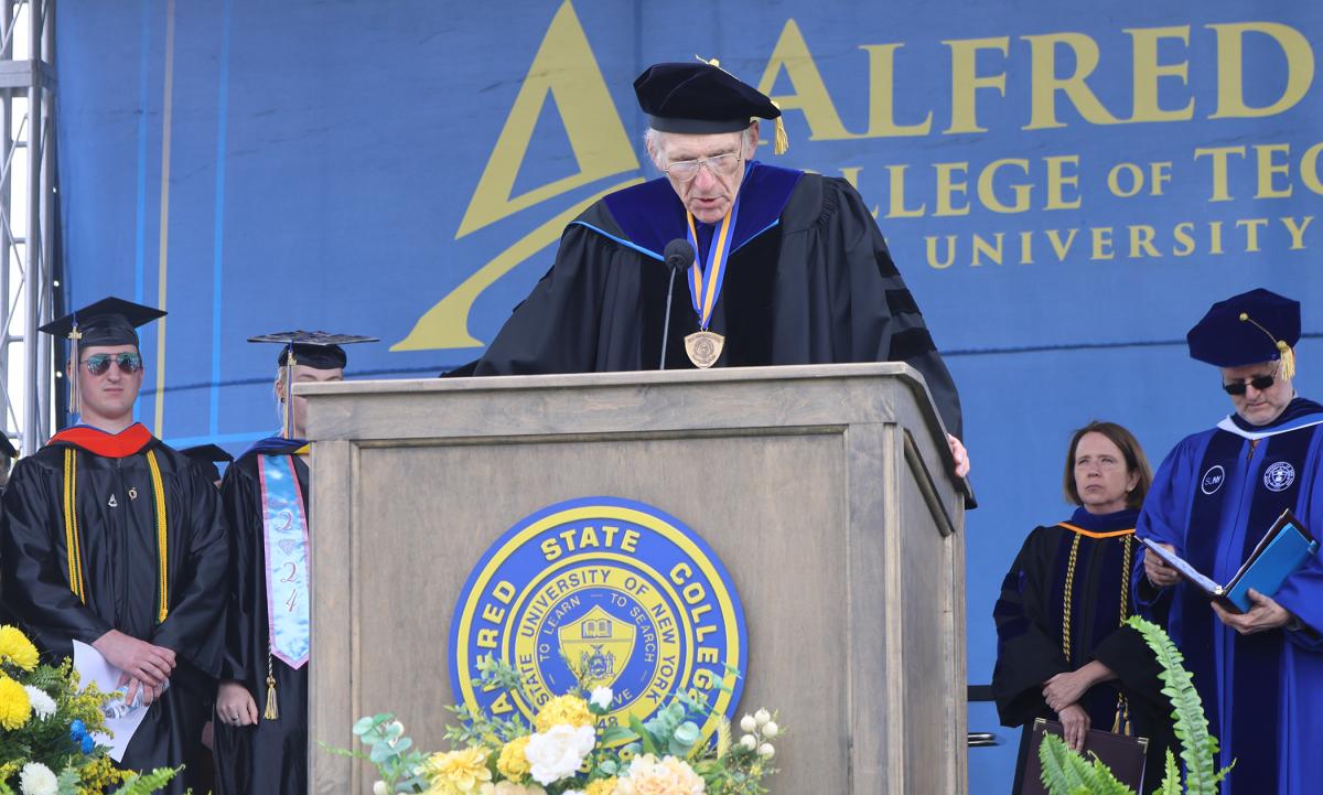 Joe Petrick speaks at Commencement