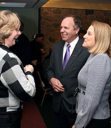 Kathy Markel and President and wifeIMG_5997_b