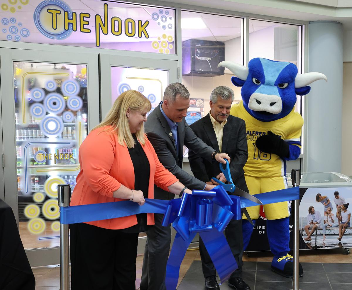 cutting the ribbon of "the Nook"