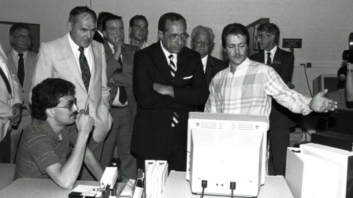 Dr. Hunter along with NYS Governor Mario Cuomo visit the Computer Integrated Manufacturing lab during a visit in Aug. 1989.