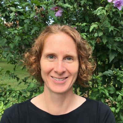 Andrea L Williamson