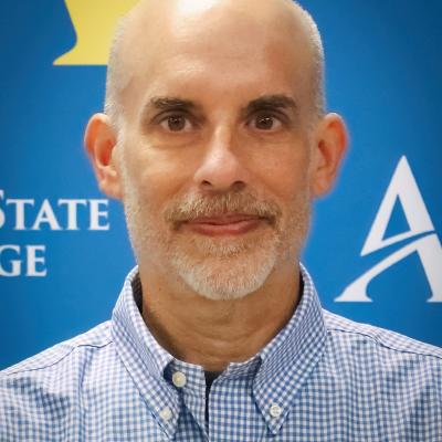 Photo of Richard Carlson