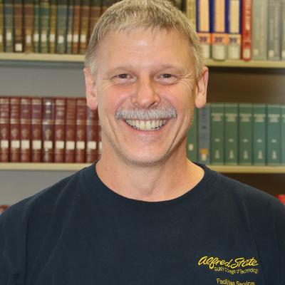 Timothy A Greenthal