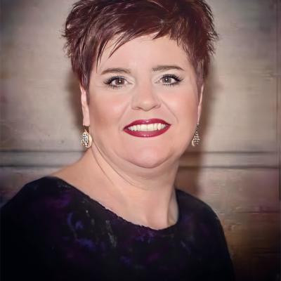 Photo of Linda Howard