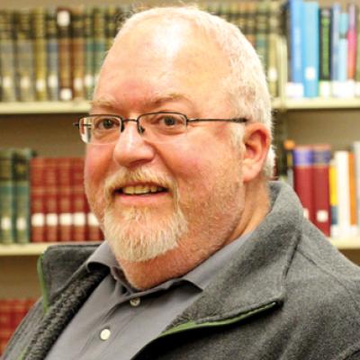 Steven J Martinelli