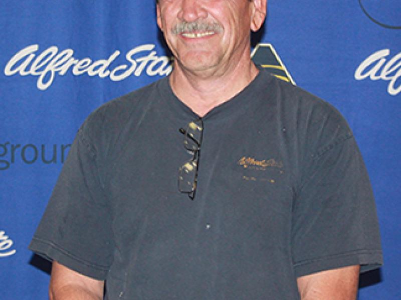 25-year employee (002)