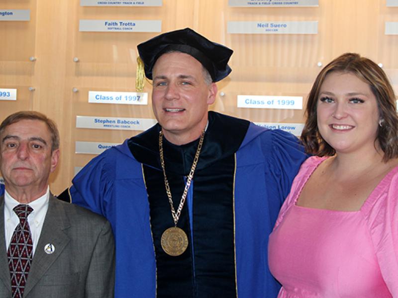 Alumni Honors - Small