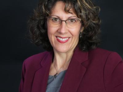 2005 Alfred State financial planning graduate Amy Irvine has been named to the 2023 Investopedia Top 100 Financial Advisor list.