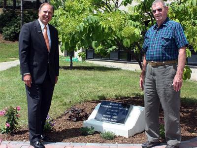 Anderson-Holzer-outside