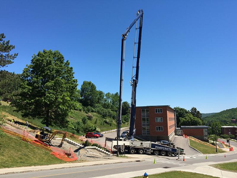 Concrete boom