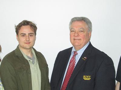 Grillo with Honors students