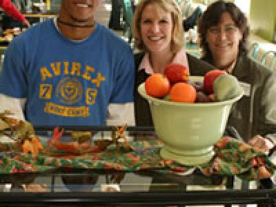 Johnston and Young visit organic