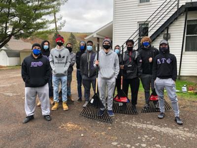 Lambda Tau Brothers at Almond Church (002)