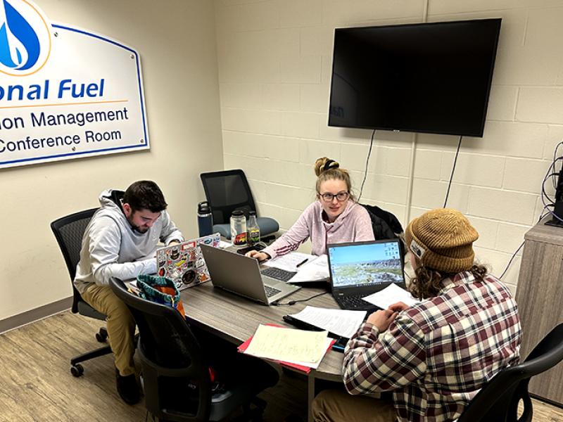 Alfred State students in the School of Architecture, Management, and Engineering Technology (SAMET) study for upcoming exams. Several programs within SAMET ranked high by US News & World Report and MatchCollege.com.