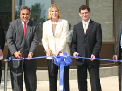 SET Ribbon Cutting (2)