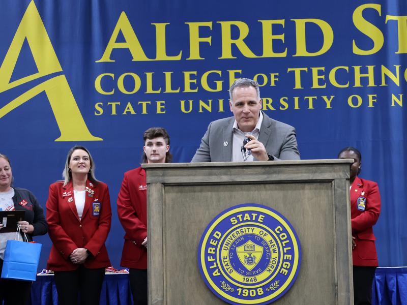 Dr. Mauro speaks at Skills USA competition