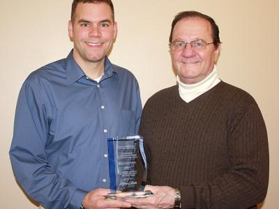 Spring2011_Tezak&Lawrence