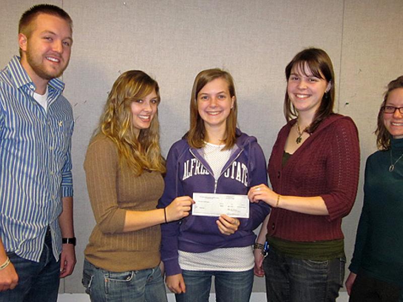 WINS-donates_0