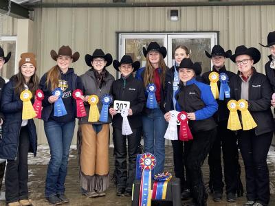 Riders show their ribbons