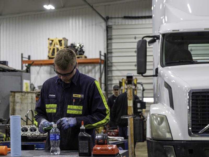 student working in Truck & Diesel lab